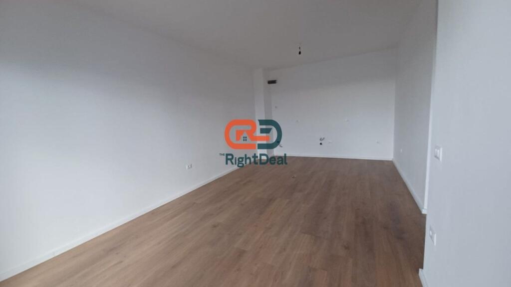 Ne Don Bosko, Tek Kompleksi Trio Tower, Jepet Me Qira Apartament 1+1 Me Planimetri Te Rregullt!!!