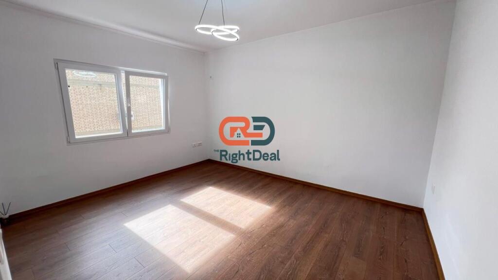 In Via Bardhyl, Appartamento 2+1 in Vendita, Investito !!!