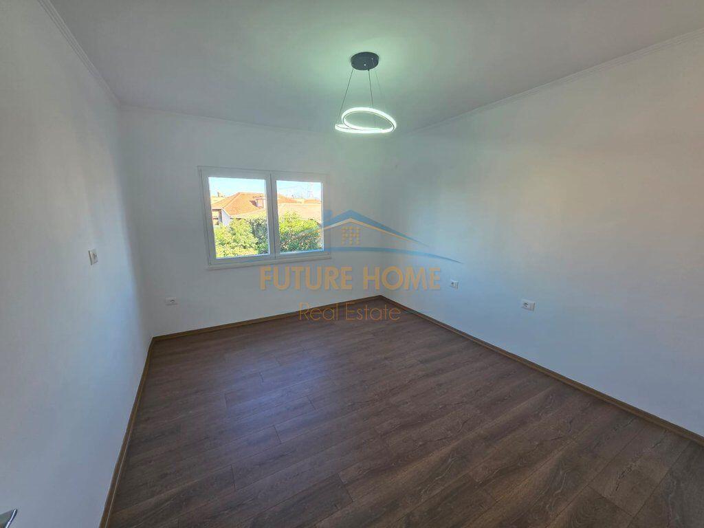 Appartamento in vendita a Tirana 2+1+Balcone Xhamllik