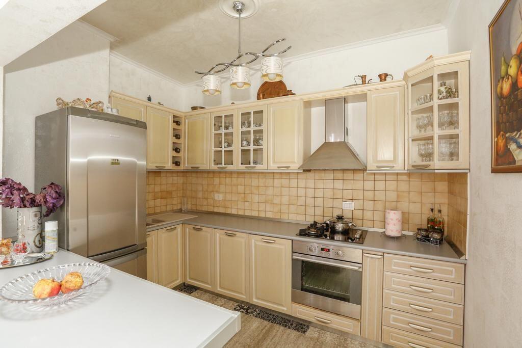 Affittasi appartamento 3+1+2📍Centro, Piazza Skenderbej