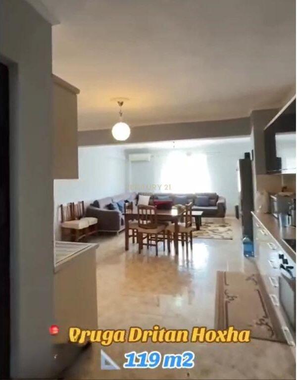 🏠 Shtëpi me qira 2+1 – Afër Universitetit “Zonja e Këshillit të Mirë”. 600 Euro