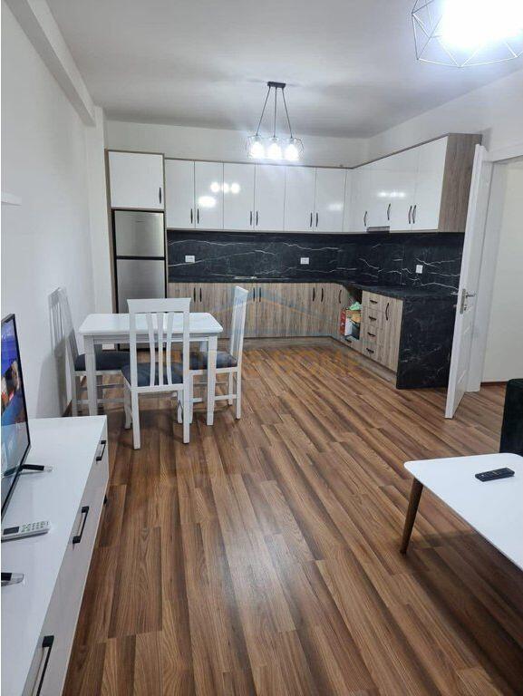 Vendesi Appartamento 1+1, Unaza e Re