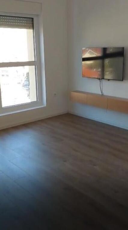 Apartment 1+1 For Rent in Ali Demi, At Kadiu Complex, Tirana