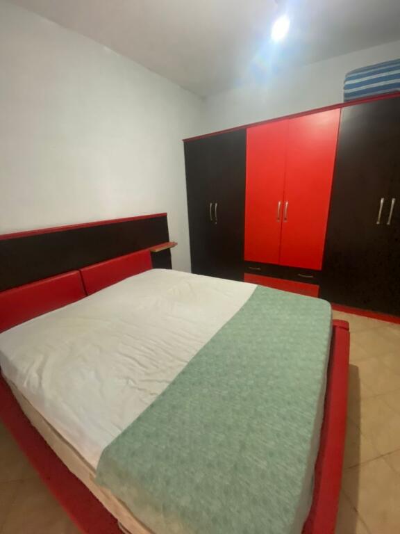 Shitet apartament 1+1+2 ballkone Don Bosko