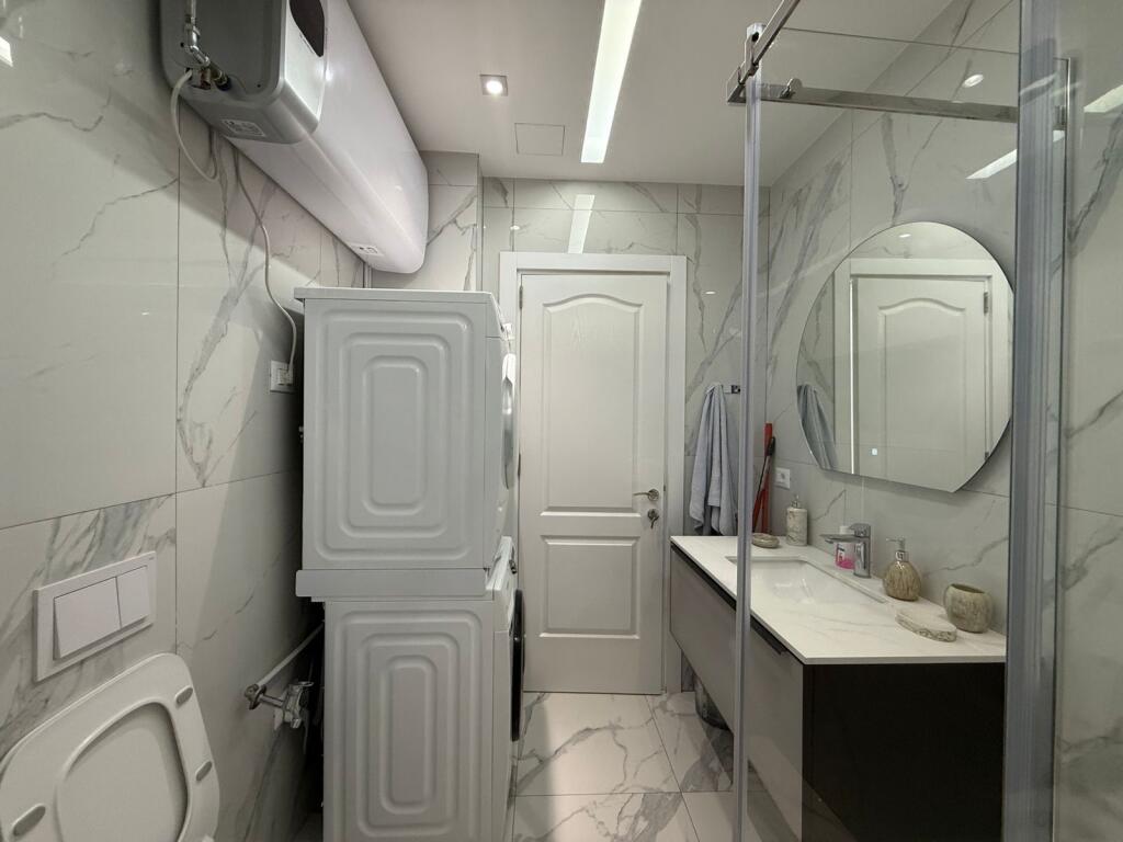 Appartamento moderno in affitto 2+1+2 nella zona del Nuovo Boulevard