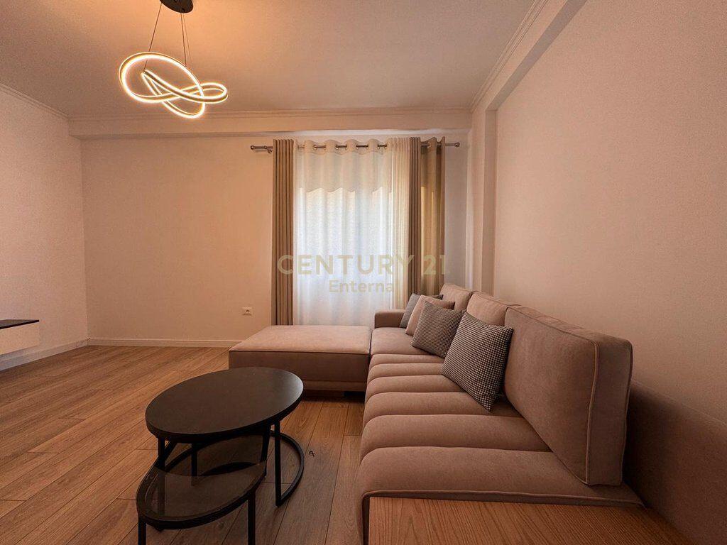 Apartament 2+1 per qira ne hyrje te rezidences 'Kodres se Diellit' 800 € /Muaj