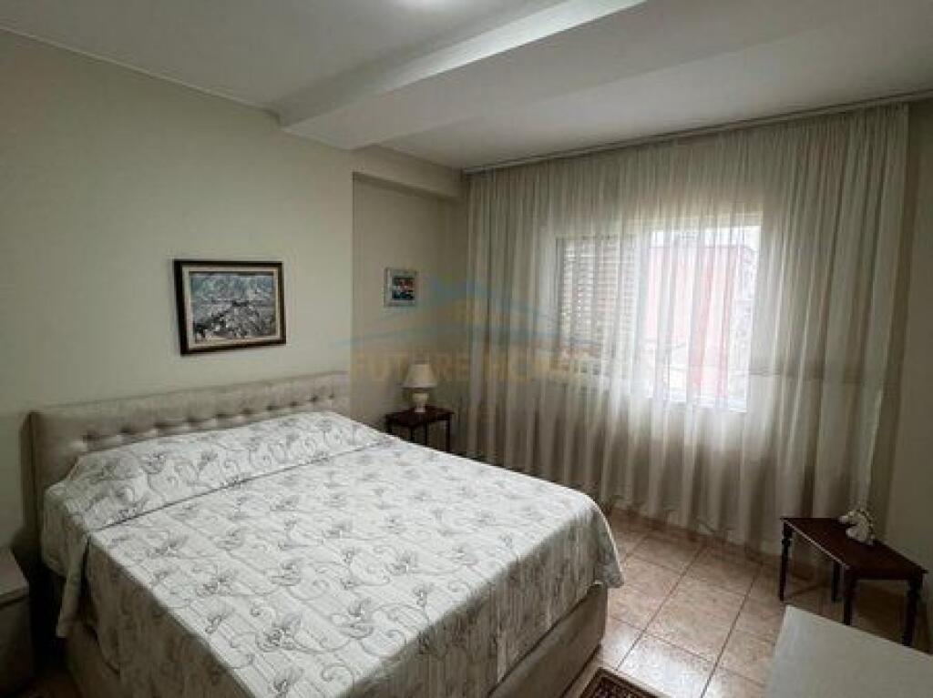 Affitto, Appartamento 2+1, Piazza Wilson, Tirana