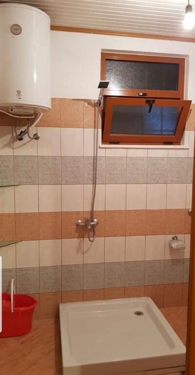 Affittasi casa privata 1+1 alla fine di 5 Majit