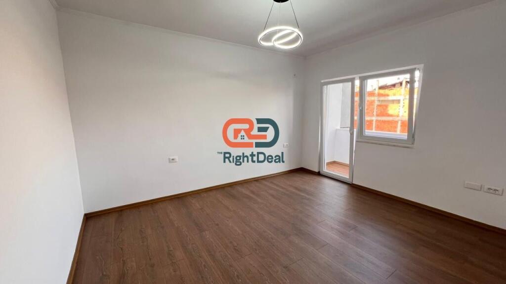 In Via Bardhyl, Appartamento 2+1 in Vendita, Investito !!!