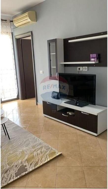 2+1 apartment for rent at Grand Galeria in Yzberisht