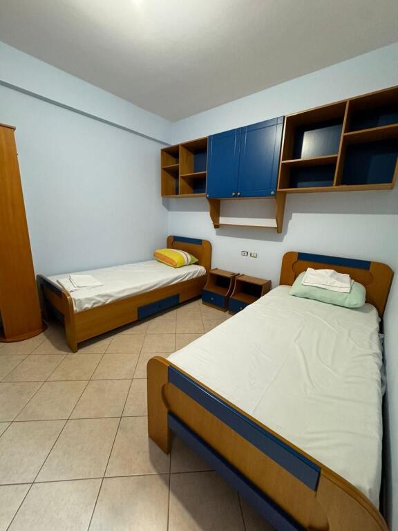 APARTMENT 2+1 FOR RENT  Paris Commune