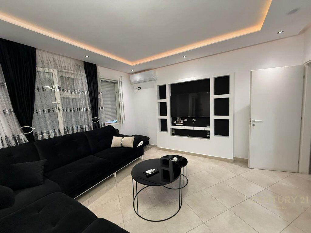 Apartament 2+1+Post Parkimi Me Qira te Liqeni i Thatë, Tiranë - 800€ | 111.33 m²
