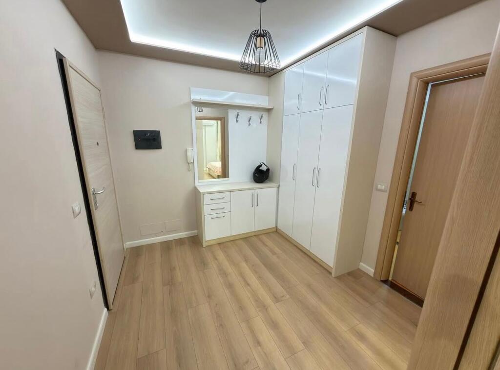 Apartament me qera 1+1 tek Liqeni i Thate