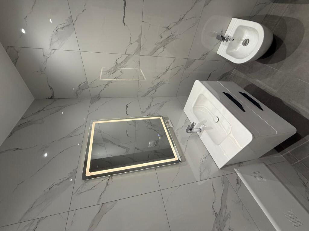 📍 Shitet Apartament 1+1  – Rruga Fortuzi, pranë Qendrës