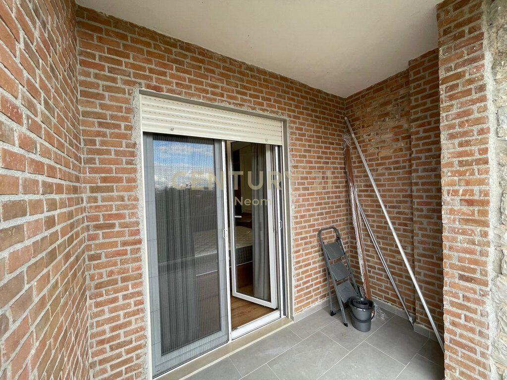 🏡 Qira – Apartament 2+1 në Secret Garden, Tiranë