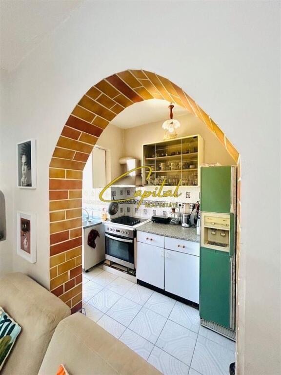 VENDESI APPARTAMENTO 2+1 EX MERCATO ELETTRICO 150.000 EURO