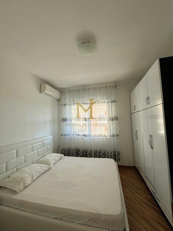 FOR RENT 2+1 APARTMENT WITH VERANDA, ON THE BEACH OPPOSITE FLORIDA