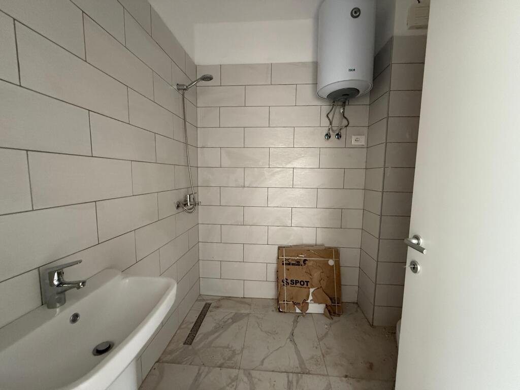 🏡 Apartment for Rent – Orbital Complex, Tirana