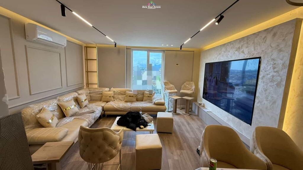 Apartament Ne Shitje 2+1 Tek Rruga e Dibres (ID B120738) Tirane