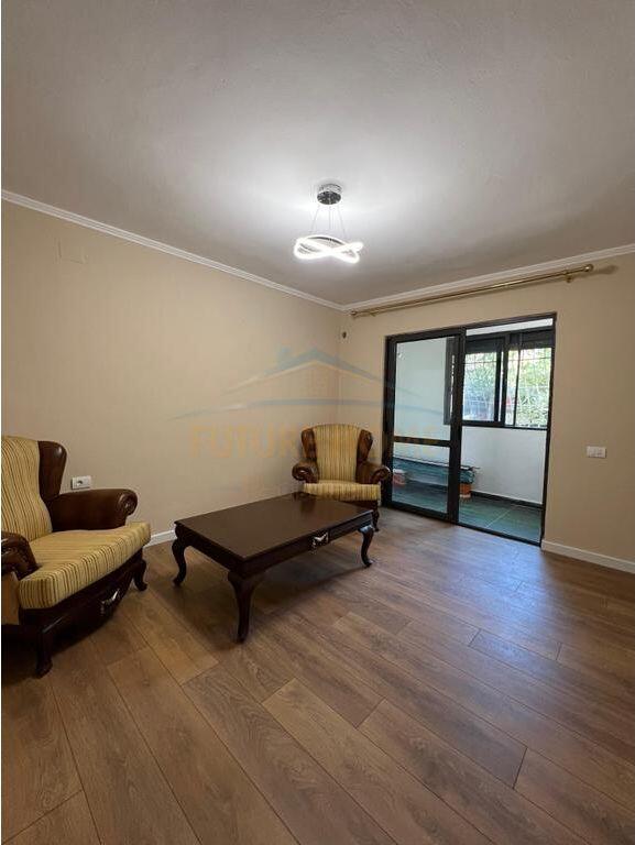 Shitet, Apartament 2+1, Oxhaku, Tirane.