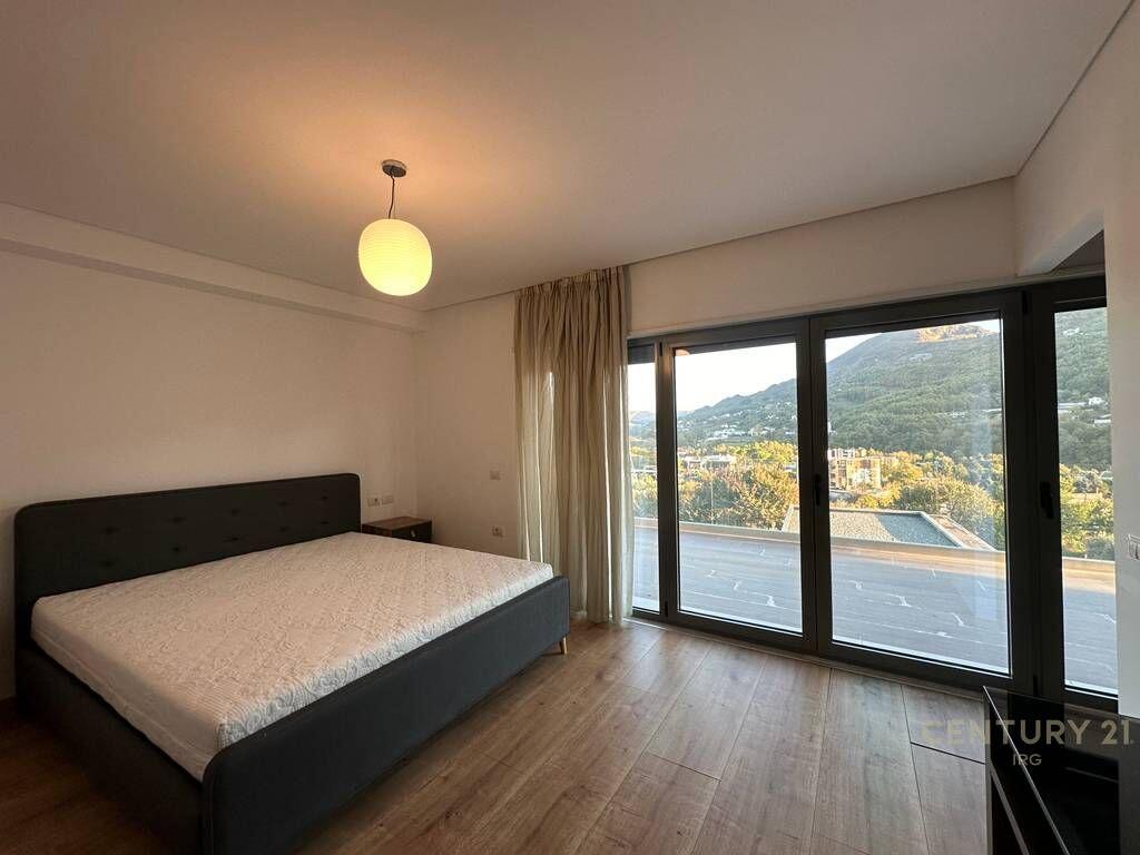 Vile ne Rezidencen Olive Grove! 2,500 € /Muaj