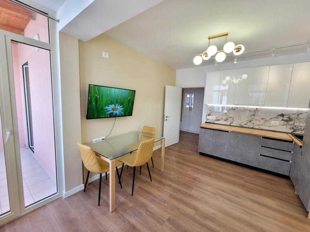 Apartament 1+1 me qira te Ish Parku