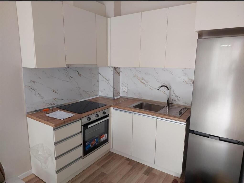 Jepet me qera Apartamenti 1+1, Astir Kompleksi Derveni 500 euro