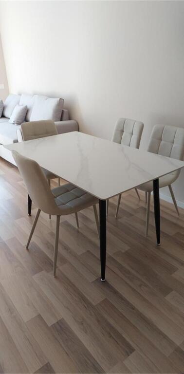 Jepet me qera Apartamenti 1+1, Astir Kompleksi Derveni 500 euro