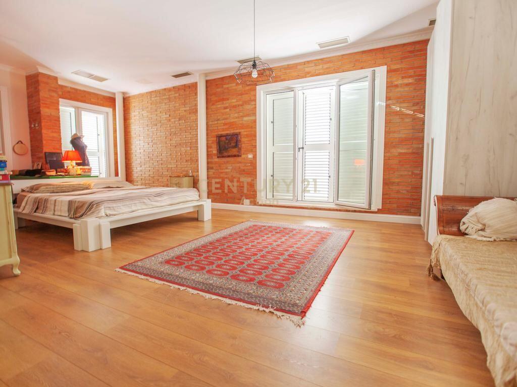 Jepet per qira super Apartament 2+1+2+Parkim tek Liqeni i Thate! 1,950 € /Muaj