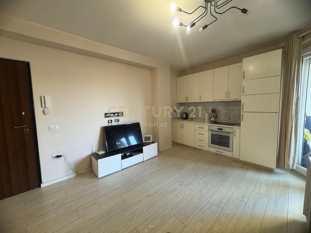 APPARTAMENTO 1+1 IN AFFITTO, CONDOR CENTER: VIA KAVAJES