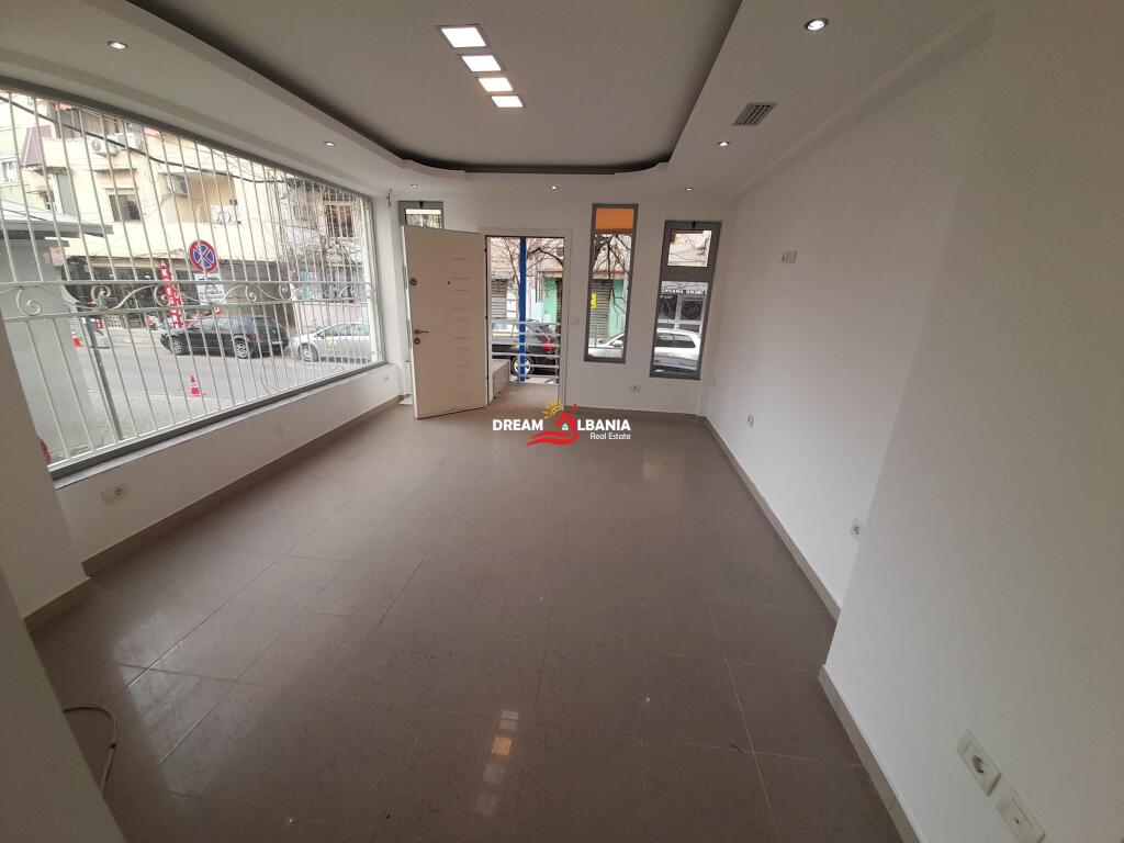 Ufficio in affitto in Via Bogdaneve vicino all'Ambasciata Polacca, Tirana (ID 4261117)
