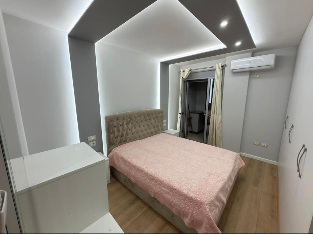 Apartament me qera 1+1 tek Liqeni i Thate