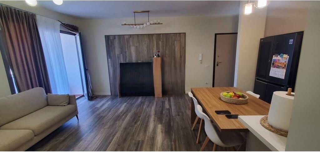 ULET CMIMI. Apartament 2+1+2+ Post parkimi, Tek komisariati Nr 4 Rr e Dibres! 270,000 €