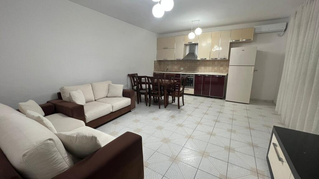 Private house for rent in Kombinat!!!