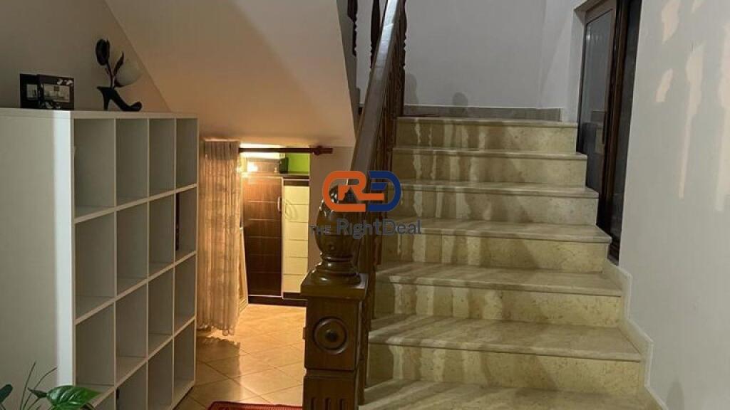 At 5 May, Villa for Sale 2 Floors Totally Invested!!