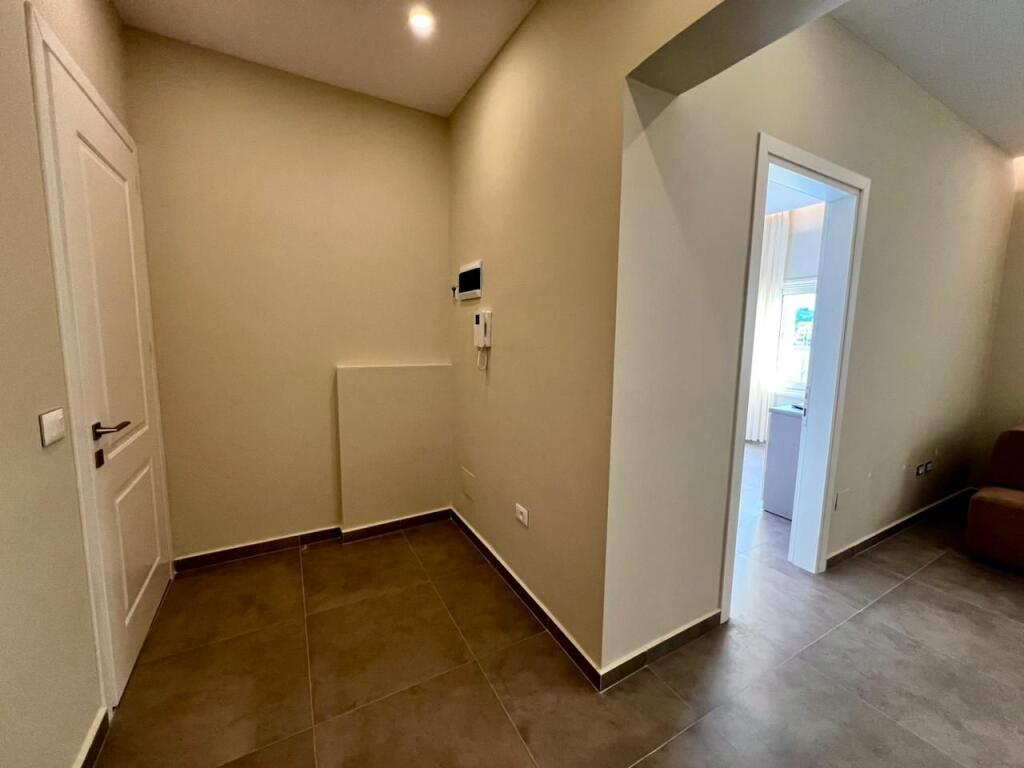 Jepet me Qera Apartament 1+1