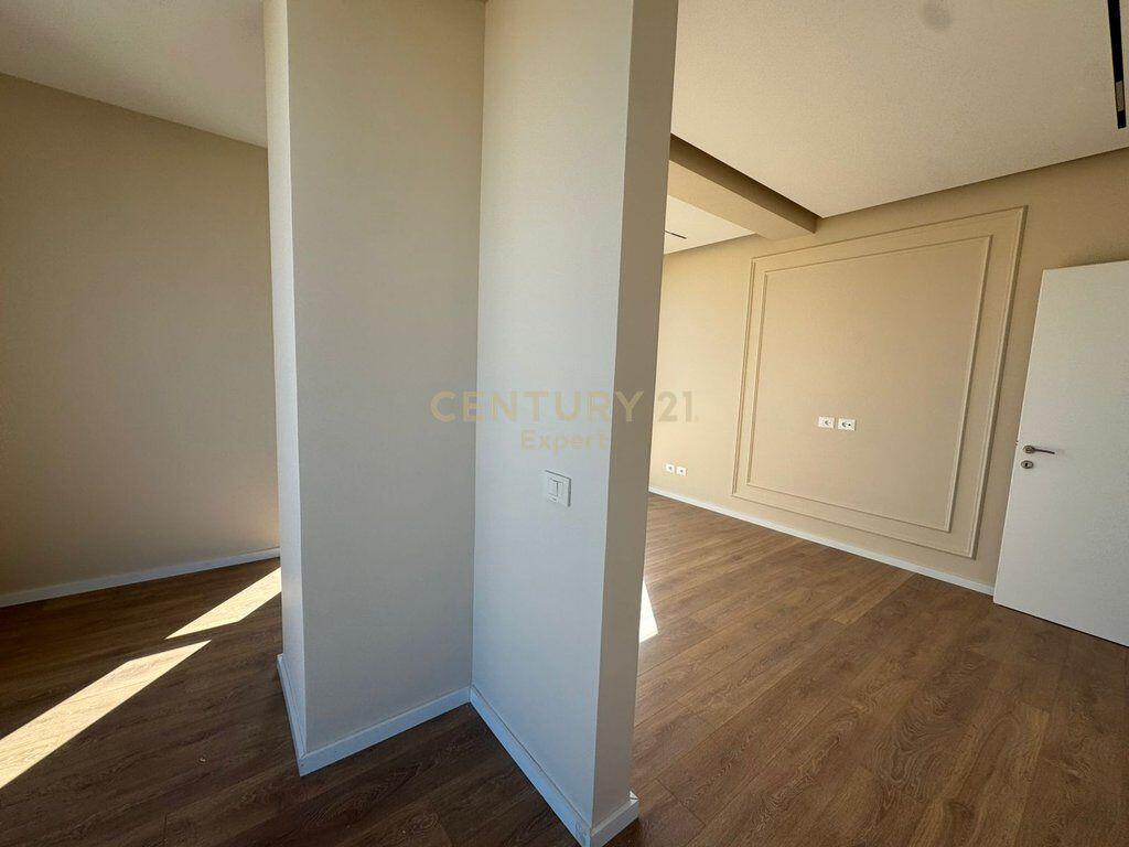 🏢 Appartamento 2+1+2 in Vendita – Residenza Golden Tower, Via Mine Peza