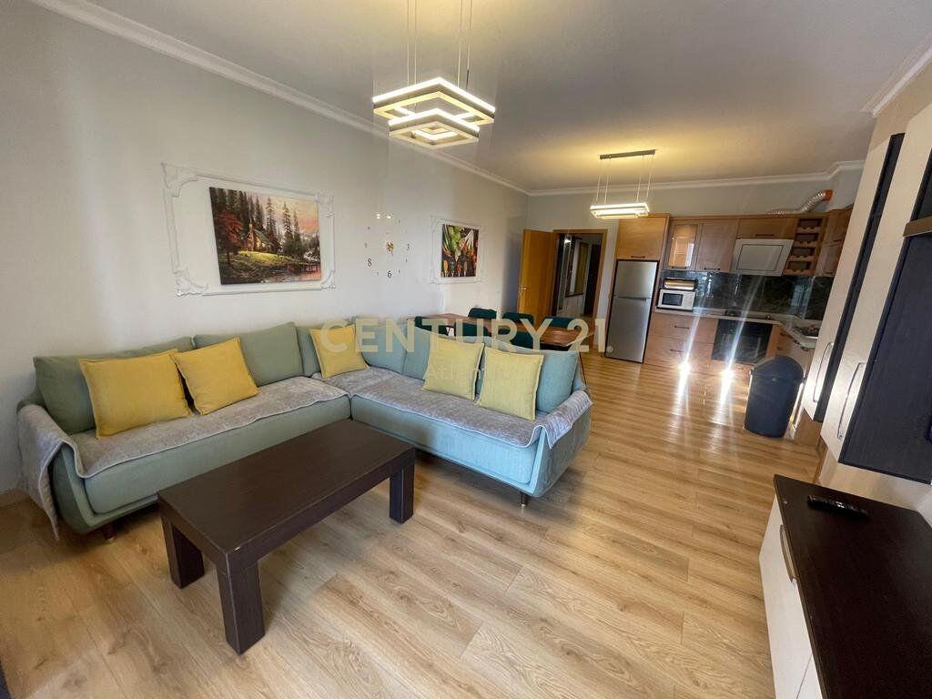 Apartment 3+1+2T+2B for rent – Dry Lake, Tirana!