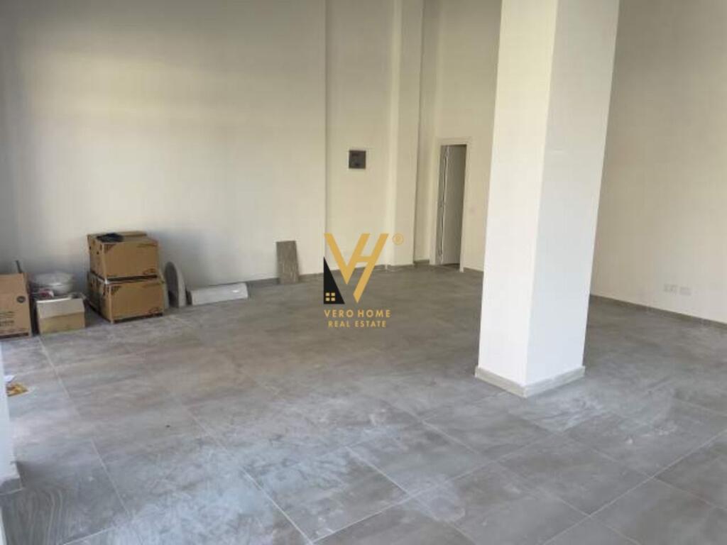 JEPET DYQAN 70 M2 ME QERA TE RRUGA E DIBRES 500 EURO