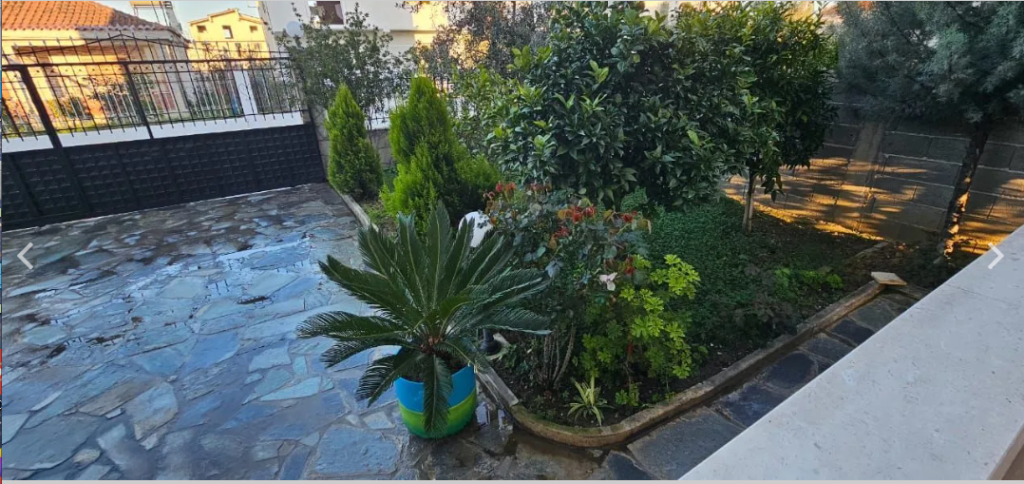 Shitet Vile 3 Kateshe ne Xhafzotaj Durres