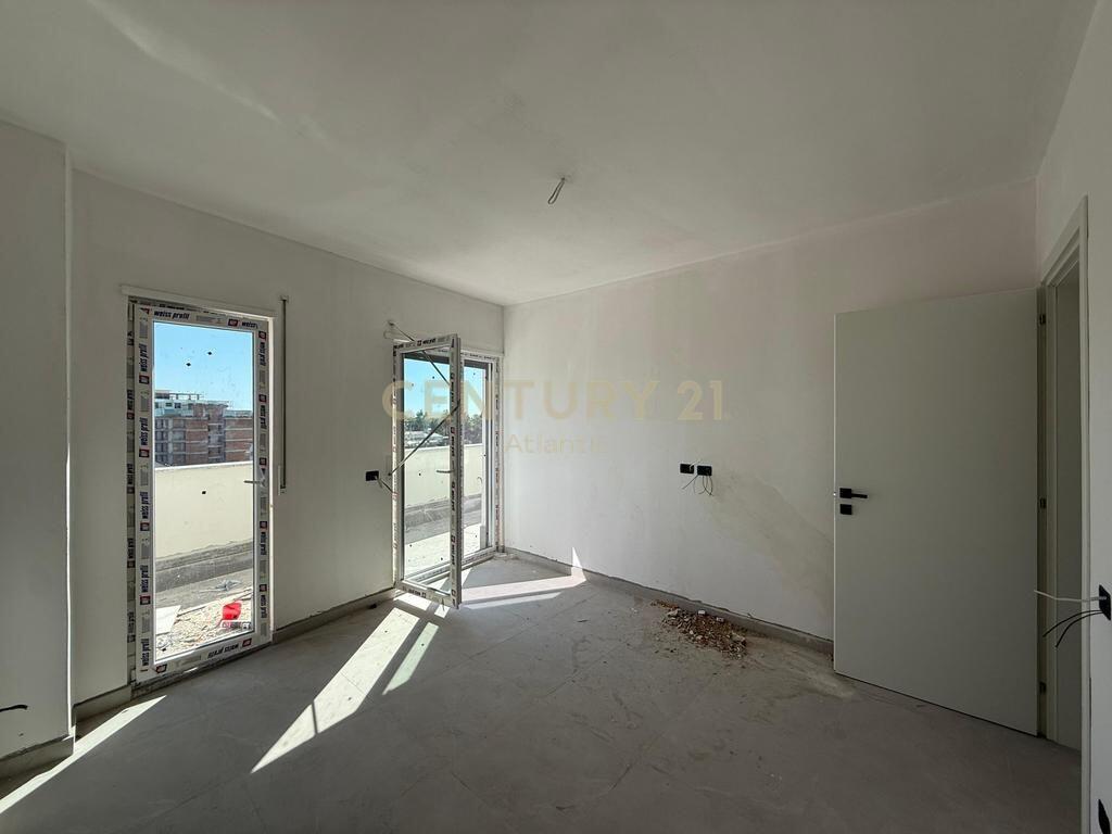 Apartment 2+2 for sale in Golem, Durrës - 132000€ | 118 m²