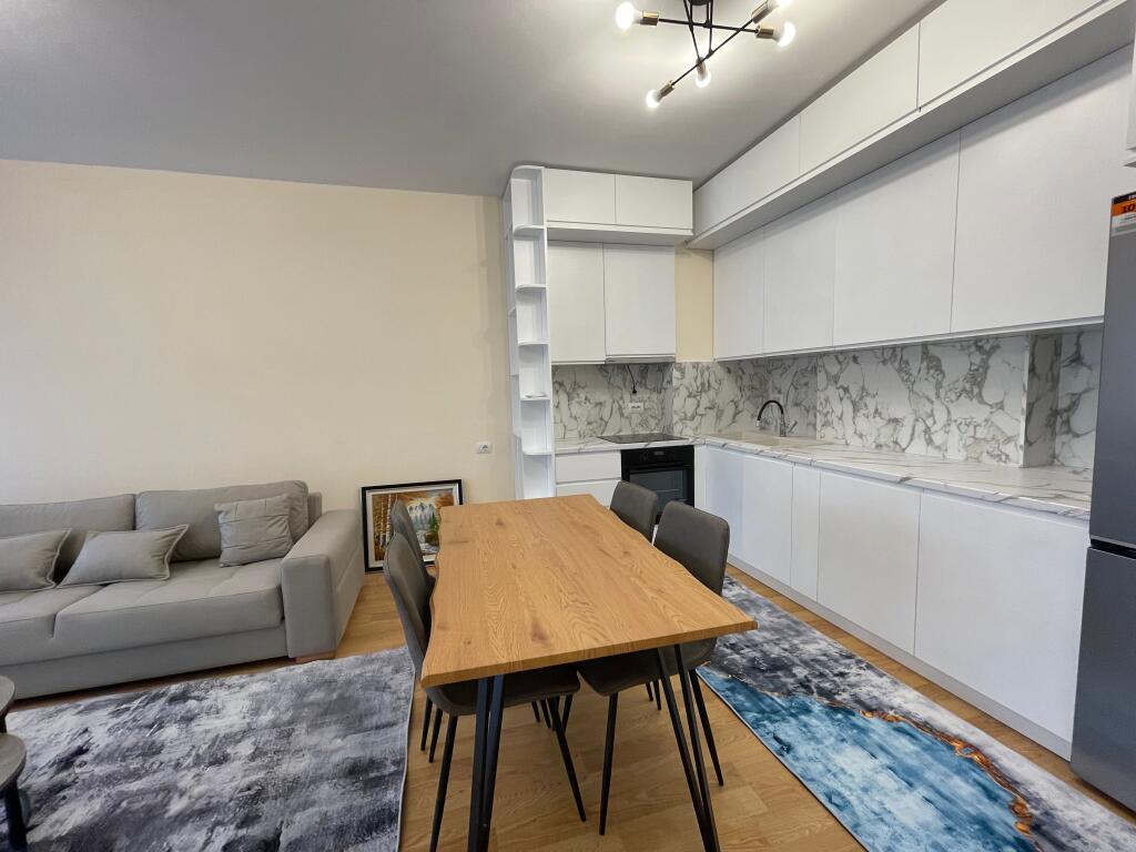 Apartament 1+1 Me Qera tek Zogu Zi