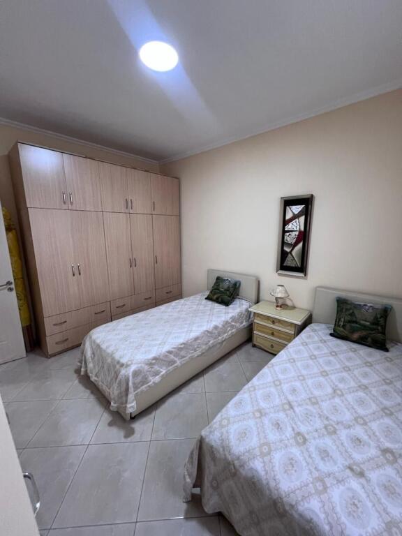 Apartament 2+1 me qira Kopshti Botanik
