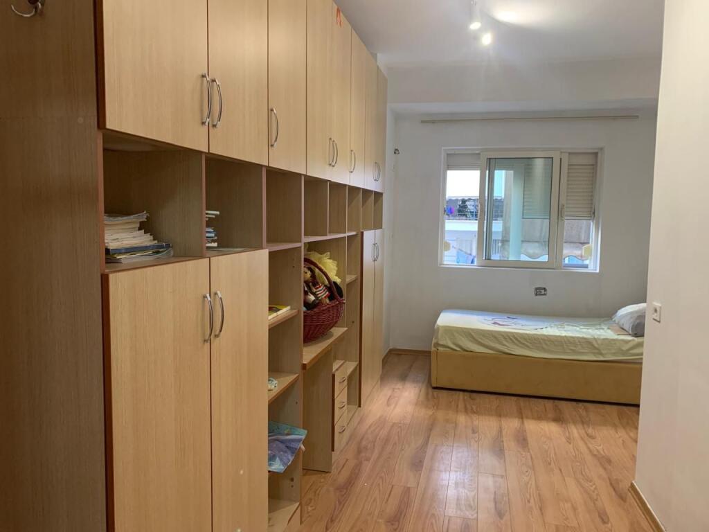 YZBERISH AFFITTI APPARTAMENTO 2+1+POSTO AUTO 550 € /Mese