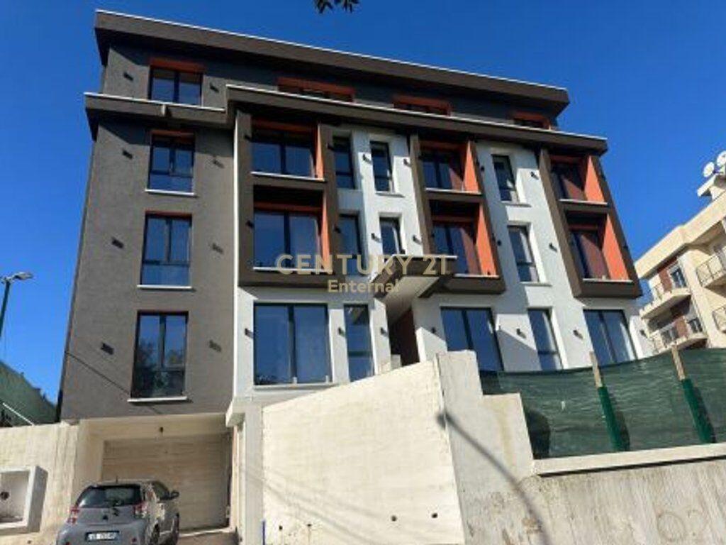 🏢 Godinë me Qira – Kodra e Diellit, Tiranë