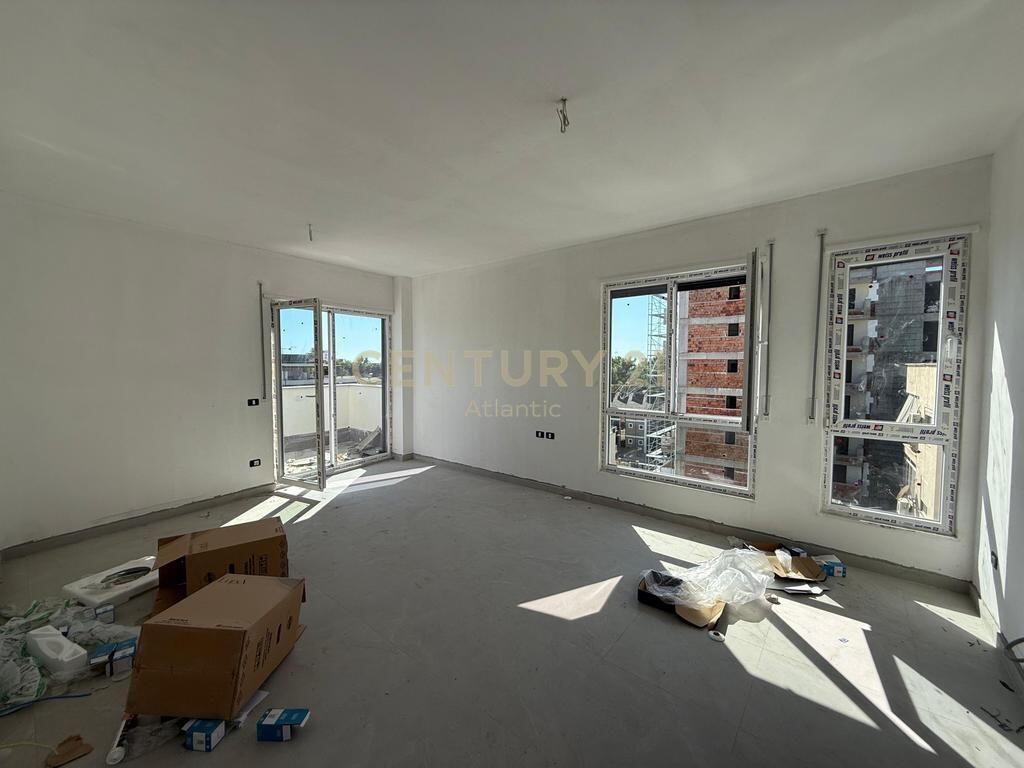 Apartment 2+2 for sale in Golem, Durrës - 132000€ | 118 m²