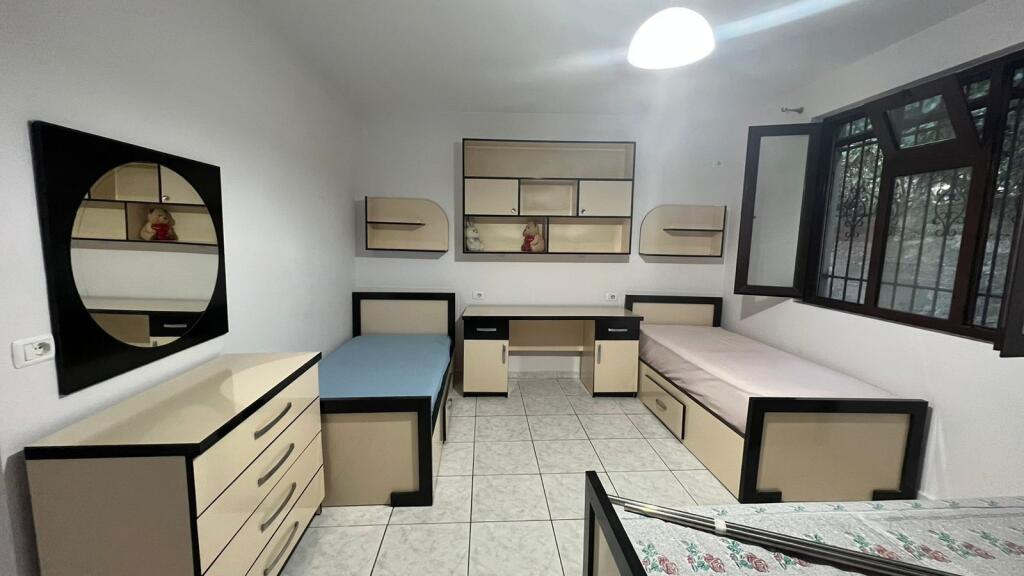 Private house for rent in Kombinat!!!