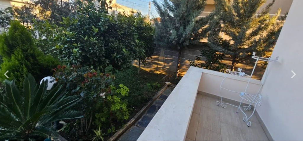 Shitet Vile 3 Kateshe ne Xhafzotaj Durres