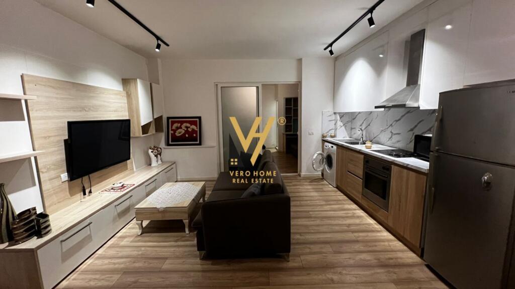 JEPET APARTAMENT 1+1 ME QIRA TE BARRIKADA 500 EURO