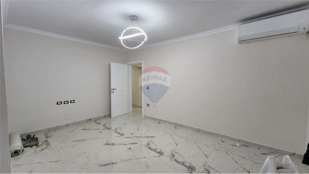 Apartament 2+1 per qira, Bulevardi Zogu 1